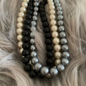 Triple Pearl necklace
